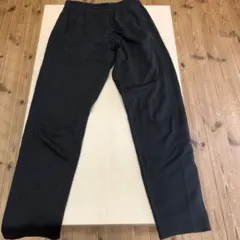 メンズUNDER ARMOURアンダーアーマー深緑COLDGEAR裏地有ジャージ