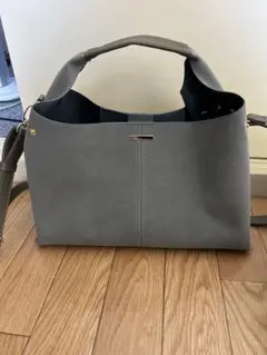 グレー スエード風 ハンドバッグ 中型