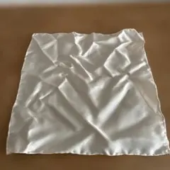 ポケットチーフ スーツ