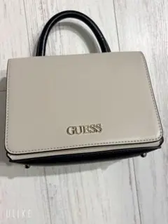 GUESS ハンドバッグ バイカラーのサムネイル