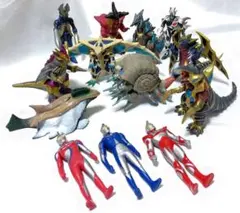 BAKUGAN 爆テク爆丸 天ドラガオン 幻ムニキス セット - メルカリ