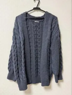 GU ケーブルニット