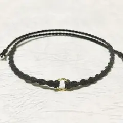 ブラック×ゴールド ミサンガ／細身・シンプル（ハンドメイド）