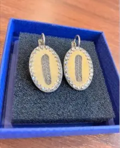 Item thumbnail for item 617af645-3ccd-4a01-99bd-40757700f8ee