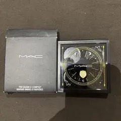 M.A.C プロ カラー X4 コンパクトのサムネイル