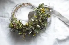 グリーンにちょこつとミモザのハーフリースかわきばな®︎