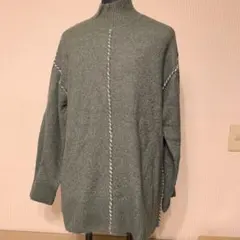 BEAMS HEARTオーバーサイズタートルネックセーター