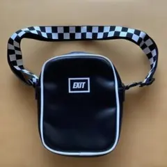 EXIT チェッカーストラップ ショルダーバッグのサムネイル
