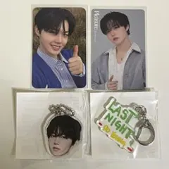 TREASURE ドヨン　顔アクキー　トレカ