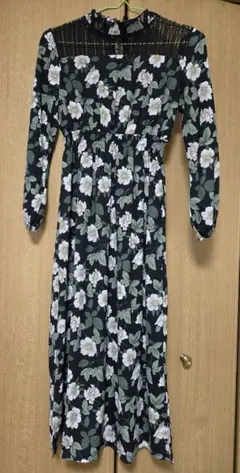 CECIL McBEE　花柄ロングワンピース