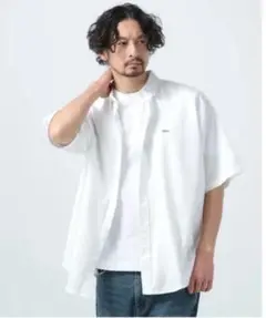 ホワイト 半袖シャツ Mサイズ