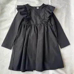 【極美品】フォーマルワンピ　ブラック　卒園式　入学式　お出掛け　フリルワンピ