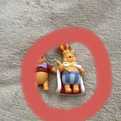 コスチュームフィギュアコレクション　プーさん　ディズニー　ガチャガチャ