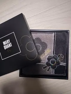 MARY QUANT ハンカチ ギフトボックス入りのサムネイル