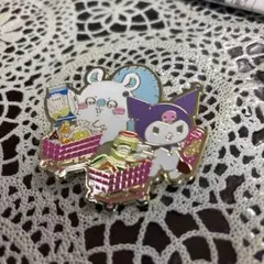 ちいかわ × サンリオキャラクターズ　ピンズコレクション