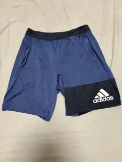 adidas ショートパンツ　サイズLのサムネイル
