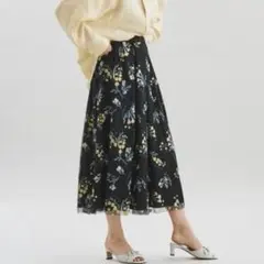 グレースコンチネンタル ランダムボタニカルスカートフレア 花柄