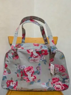 Cath Kidston ウィ―クエンドバッグ　オ―タムフラワースト―ン