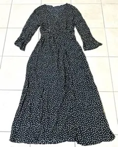 ZARA 濃紺に小花柄 ロングワンピース S