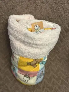可愛いミッフィー柄のふわふわで暖かいブランケットピンク