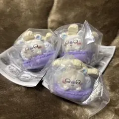 ちいかわ　モモンガ　きゃらまかろん　カプセルトイ 3個セット