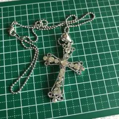 未使用　ネックレス  クロス　十字架　ストーン　プレゼント