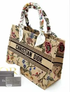 Christian Dior ブックトート ミディアム 花柄