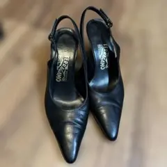 中古品フェラガモバックストラップパンプス24.0cm