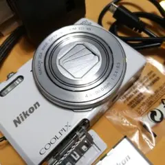 Nikon COOLPIX P340 ホワイト - メルカリ