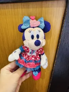 東京ディズニー ぬいぐるみバッジ ミニー ファンダーランド 新品タグ付き