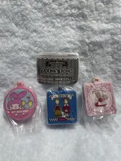 サンリオキャラクターズ　クッキー缶チャーム3点セット
