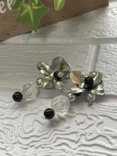 大ぶりハンドメイドイヤリング