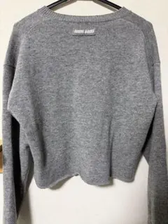 2026年最新】miumiu ニット グレーの人気アイテム - メルカリ