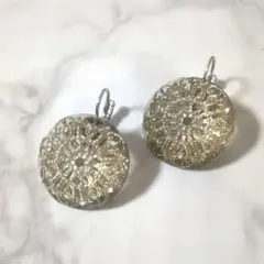 Item thumbnail for item 45730f4e-3c6a-4dd7-87e6-d44c8ae68f7d