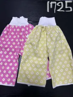 新品　トレーニングパンツ　女の子　花柄　タオル生地　トイトレ用　2枚セット