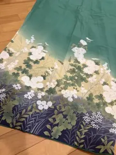 紅一点 ポリエステル小紋振袖 金彩 萩 桐 身丈170cm MOP644 - メルカリ