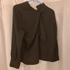 トッコクローゼット　ブラックブラウス