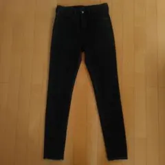 ②ユニクロ ウルトラ ストレッチ ヒートテック W26 デニム ブラック