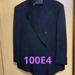 フォーマルダブルブレストスーツ