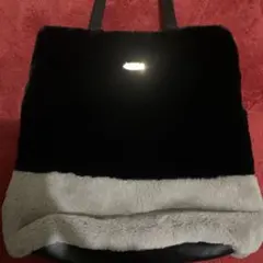 ADAM ET ROPE　フェイクファートートバッグ　ツートンカラーのサムネイル
