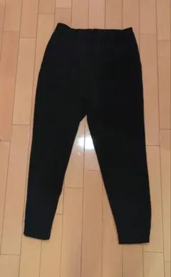 UNIQLO ドレープジョガーパンツ テーパードシルエット リラックスパンツ　黒