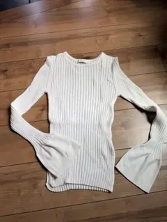 アルアバイル　カットソー　長袖　フレア袖　リブ編み　ホワイトカフス