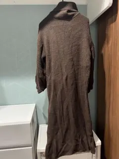 ブラウン タートルネック ニットワンピース M