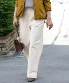 コーデュロイパンツ