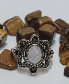 Item thumbnail for item a3bea452-c223-4b9b-b463-126b39e3a46d