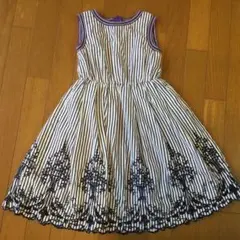 ANNA SUI Mini ノースリーブワンピース 刺繍入り 130センチのサムネイル