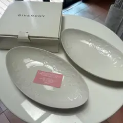 GIVENCHY プレート 2枚セットのサムネイル