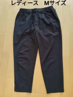 大幅値下げ中！レディース黒色パンツズボン