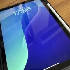 値下げ‼️Apple iPad Air (第4世代)256GB シルバー　カバー付