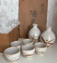 【大人気・作家】 和田一人 作品名「花吹雪」 酒器セット 半酒器 徳利 お猪口 和田一人 作品名「花吹雪」 酒器セット 半酒器 徳利 お猪口 美濃焼
